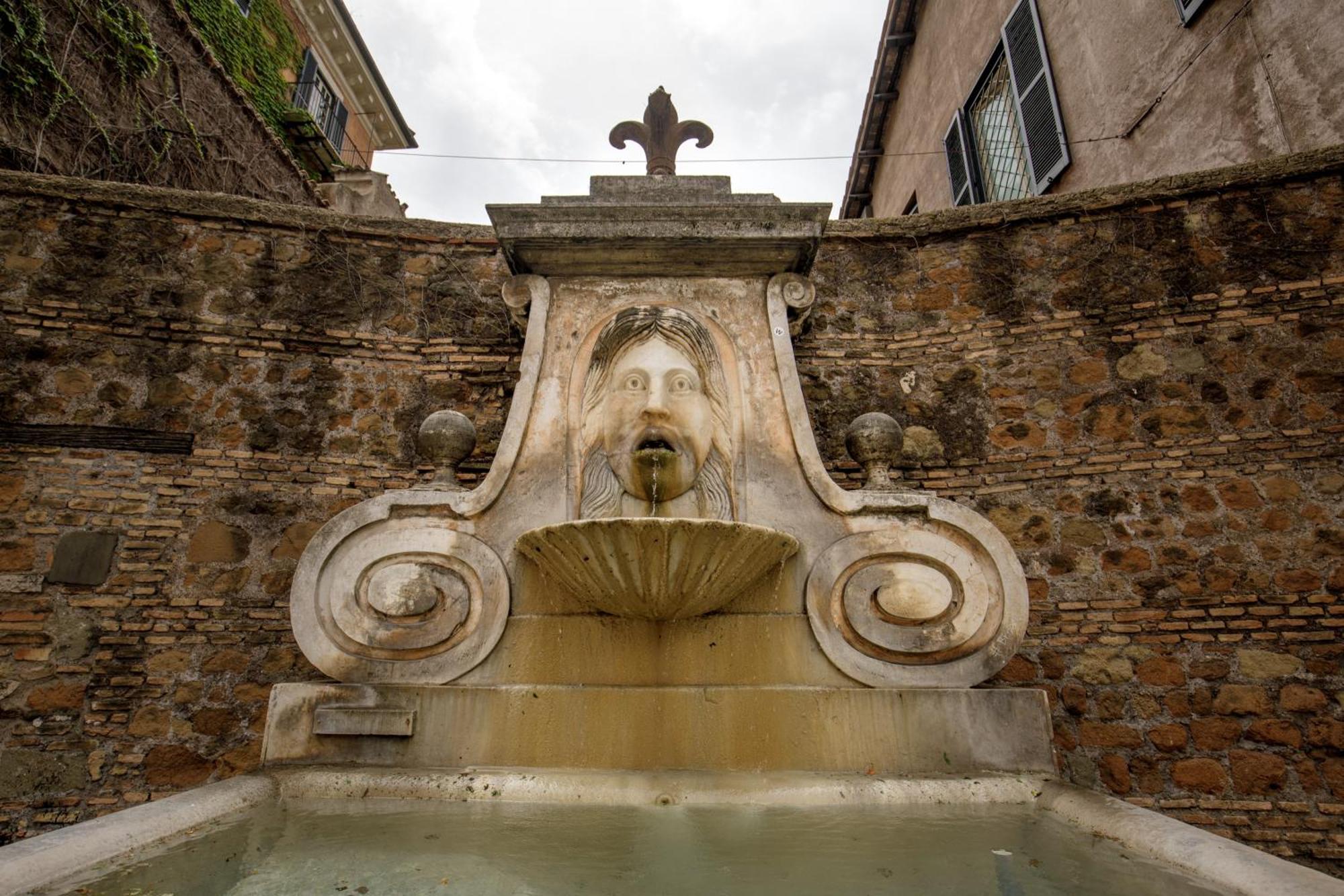 Apartment The Right Place 4u Grotte Rome